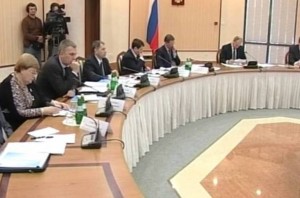 Владимир Путин обсудил вопросы развития ЖД транспорта в Сочи