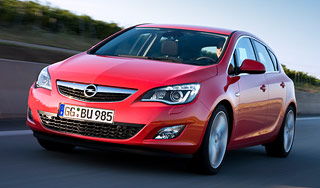 Названы российские цены на новый Opel Astra Названы российские цены на новый Opel Astra