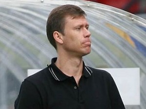 Главный тренер "Шинника" назвал поле стадиона в Сочи "безобразным"