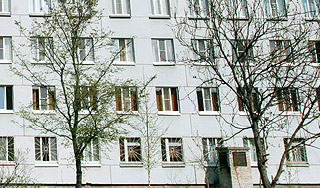 Молодая мама выпрыгнула из окна роддома Молодая мама выпрыгнула из окна роддома