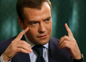 Медведев призвал не расслабляться