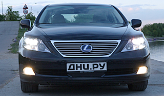 Toyota отзывает 11 тысяч седанов Lexus Toyota отзывает 11 тысяч седанов Lexus