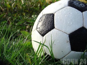 Актеры "Кинотавра" и сочинские чиновники сразились на поле