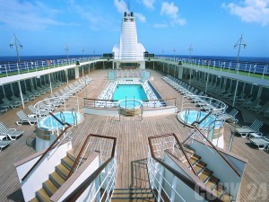 Круизный лайнер "Seven seas Mariner" впервые зайдет в порт Сочи
