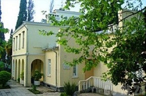 В Сочи отремонтируют дачу-музей певицы Валерии Барсовой