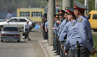 От жары москвичей спасут милиционеры От жары москвичей спасут милиционеры
