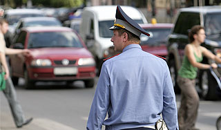 Пьяный милиционер убил ребенка на "зебре" Пьяный милиционер убил ребенка на "зебре"