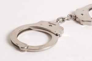 Следователь и адвокат подозреваются в мошенничестве