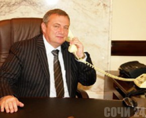 Пахомов слушает!