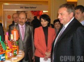 Пахомов считает, что между бизнесом и властью сложились хорошие отношения