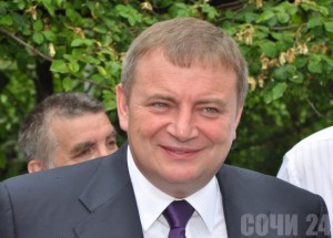 Анатолий Пахомов пообещал решить проблемы имеретинцев Мэр Сочи Анатолий Пахомов