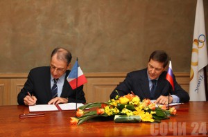 В Сочи ОКР договорился о сотрудничестве с Францией и Кипром Подписание меморандума между ОКР и НОК Франции