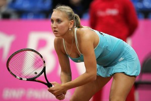 Веснина вышла во второй круг Елена Веснина