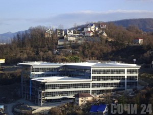 ТРЦ «Олимп» откроется в августе 2010 года Строительство ТРЦ Олимп в Сочи