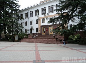 Администрация Сочи отказала сироте в обеспечении жильем Администрация города Сочи