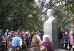 Возложение цветов к памятнику Юрию Гагарину